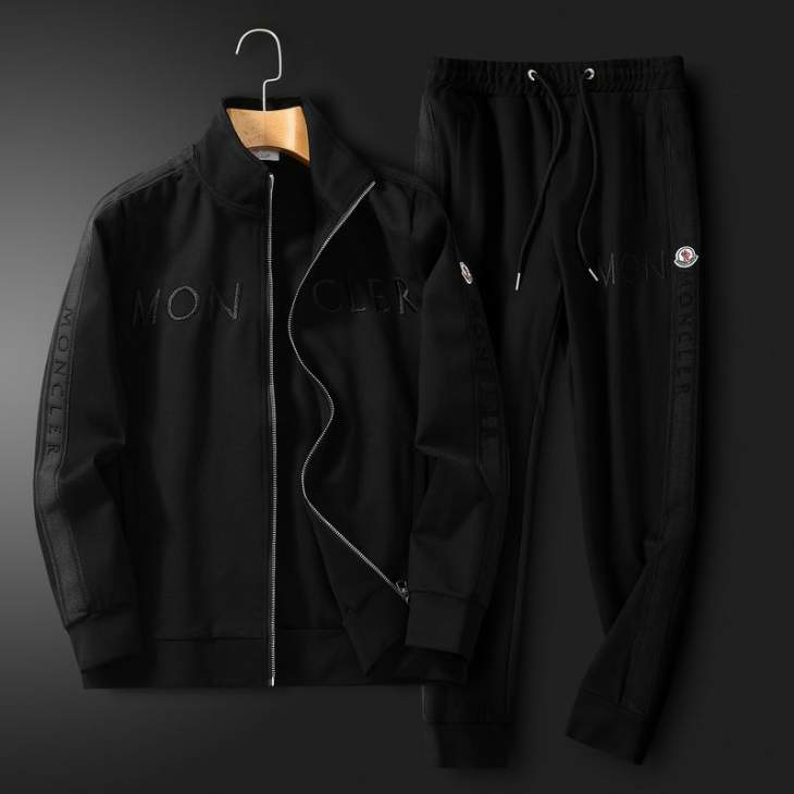 Picture of Moncler Sweater Suits _SKUMonclerM-3XL25cx925541401